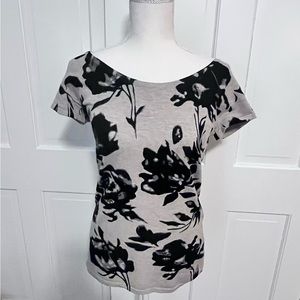 Premise Studio Women Black Floral Rayon Round Neck Short Sleeve Sweater Medium